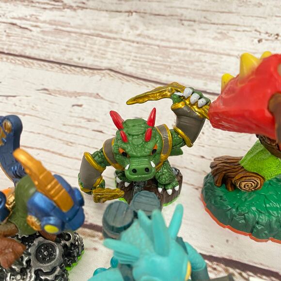 ACTIVISION Skylanders Video Game Character Game Pieces - Picture 3 of 10